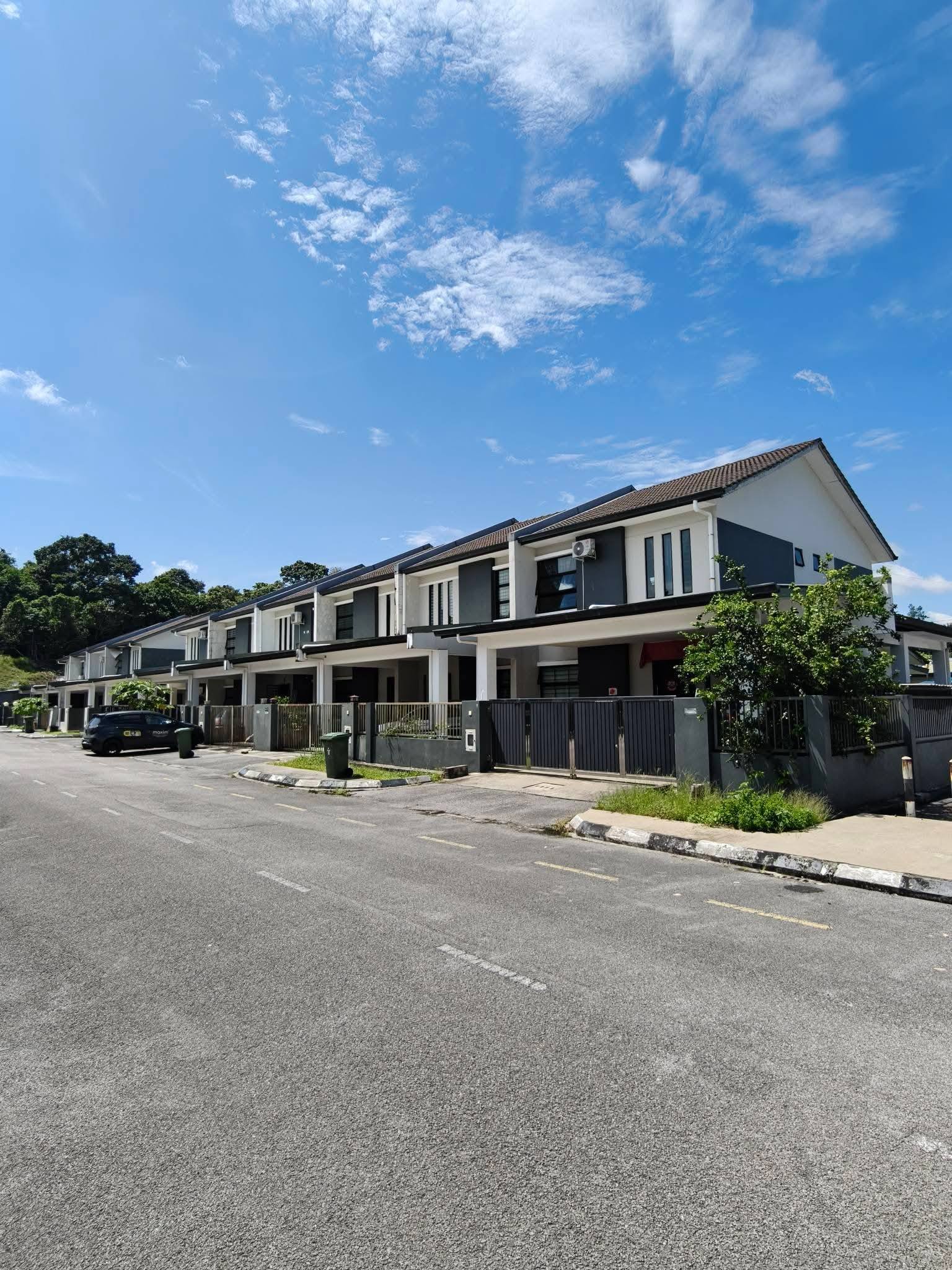 Jackson Lim - PropNex Sarawak Facebook ad: Double storey corner terrace at Jalan Batu Kawa-Matang…
