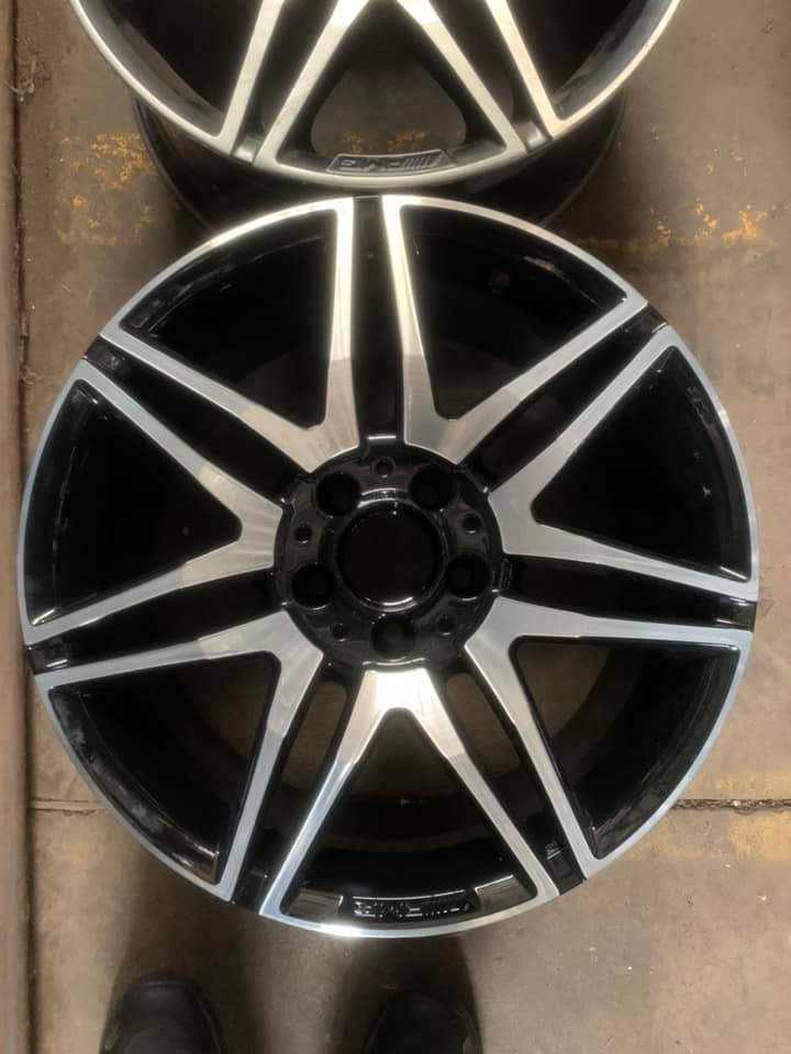 The Hubcap Store, LLC Facebook ad