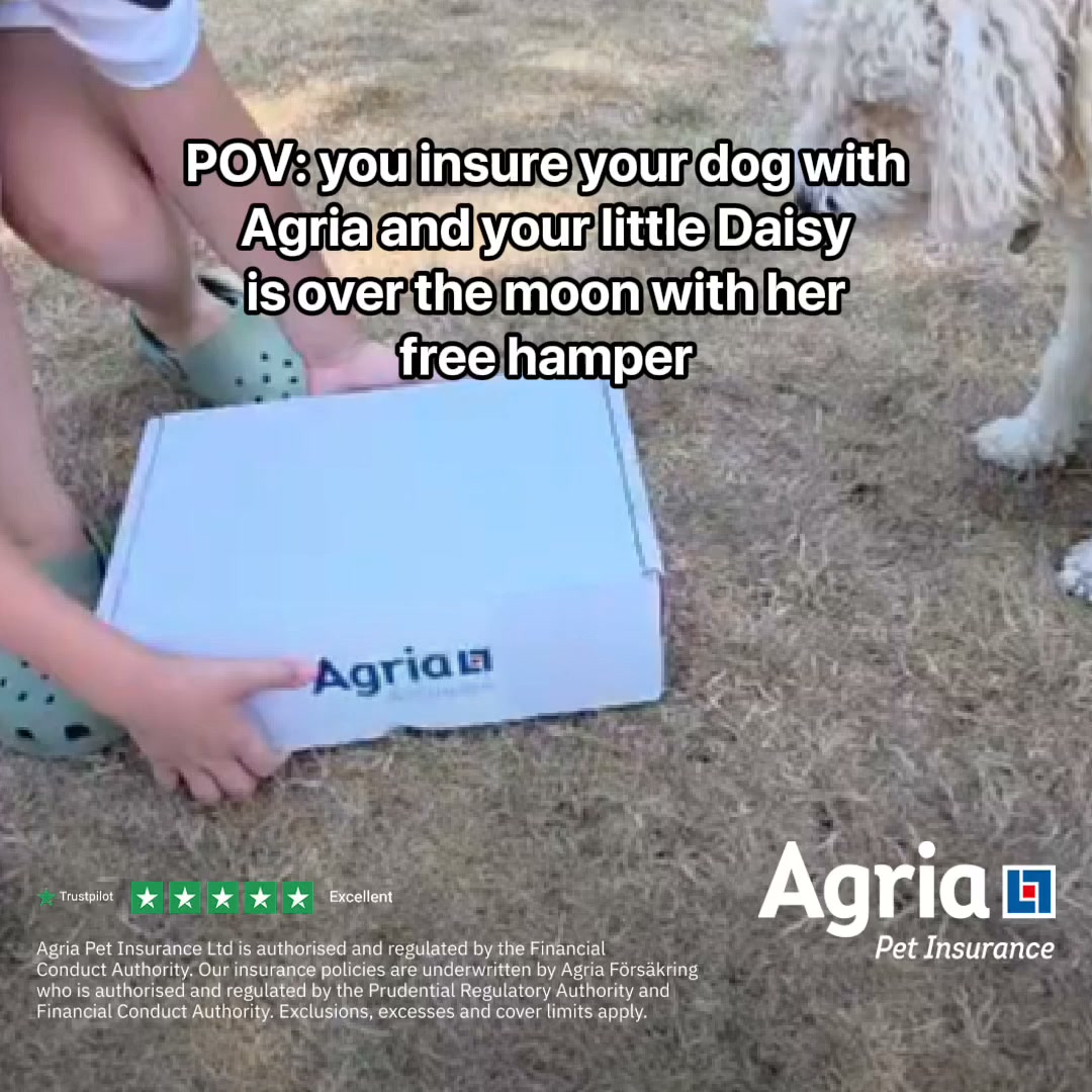 Agria Pet Insurance Facebook ad: Use code LOVE for a FREE luxury hamper.