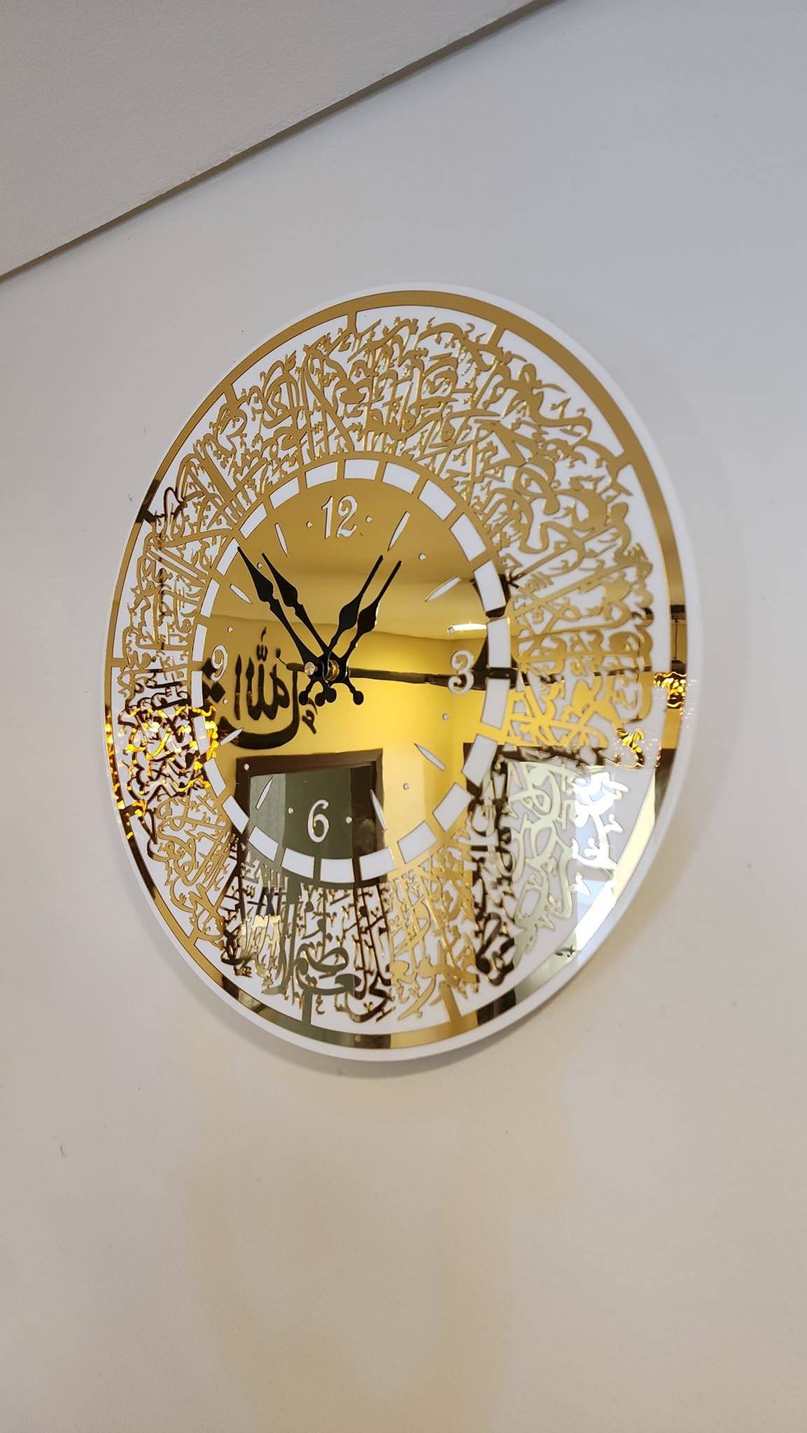 Dechome Facebook ad: Time meets faith in style!