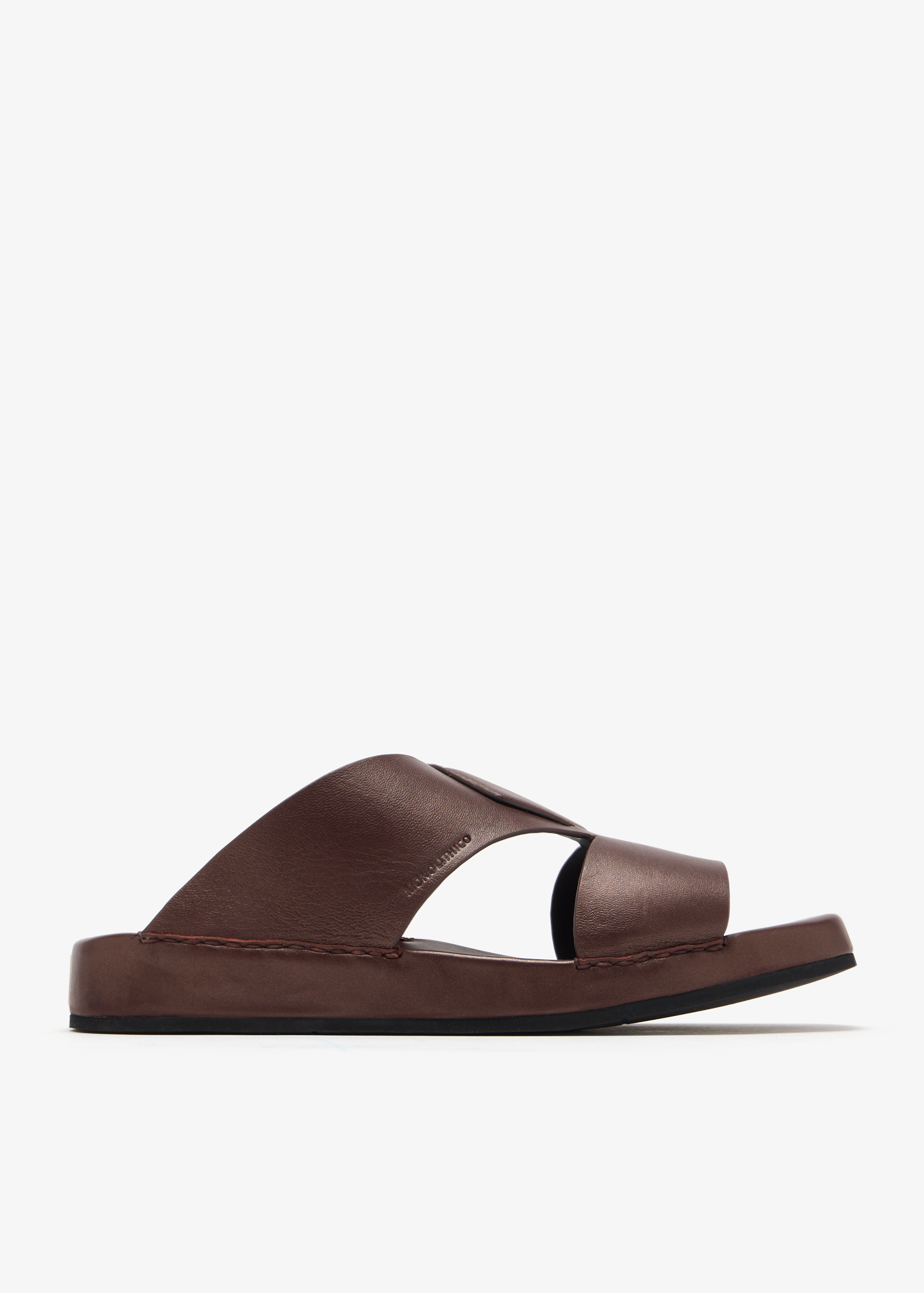 Level Shoes Facebook ad