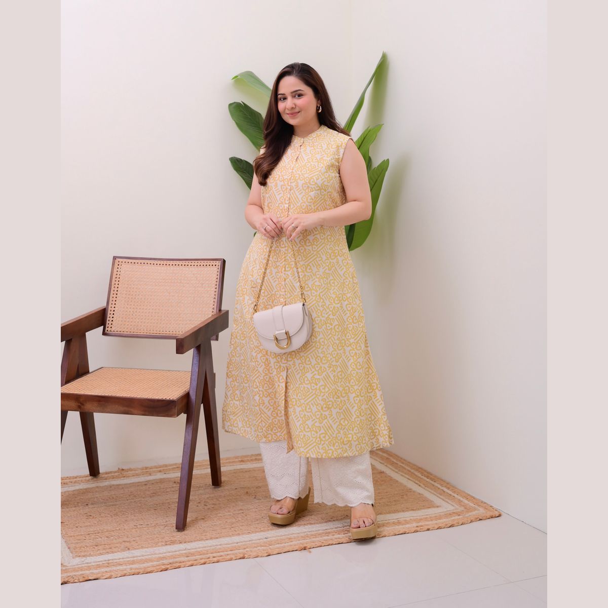 Label Madhuri Thakkar Facebook ad