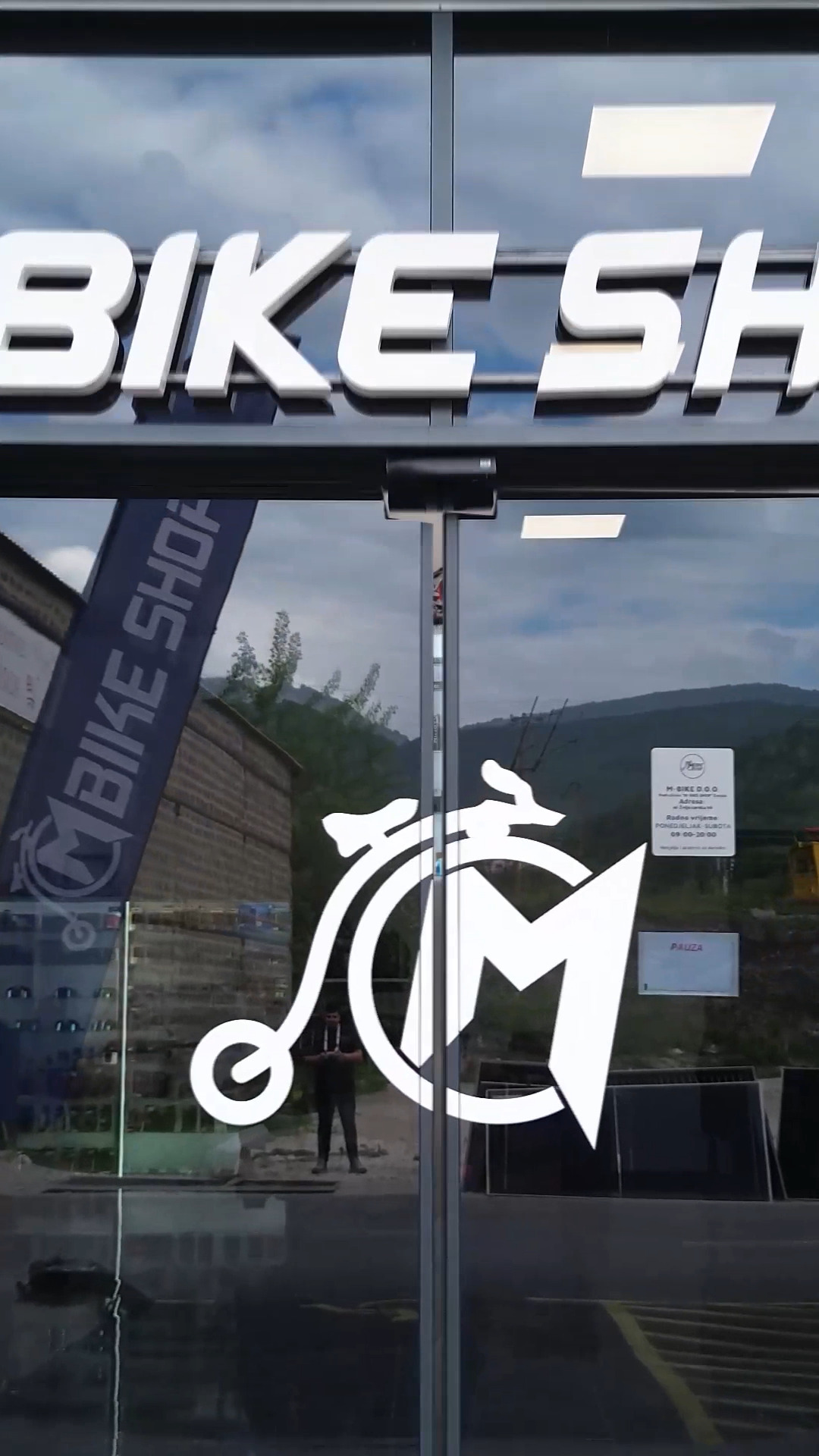 M-BIKE SHOP Facebook ad: NOVA ADRESA U ZENICI