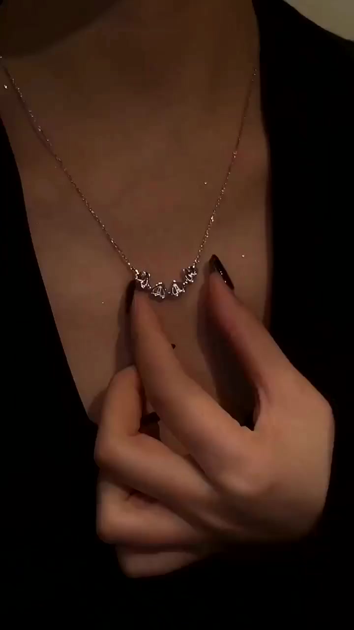 Personalized Jewelry Facebook ad: Sale Ending Soon!