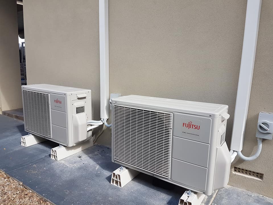 Elite Electrical & Home Maintenance Service Facebook ad: SPLIT SYSTEMS - supplied and installed from $1215