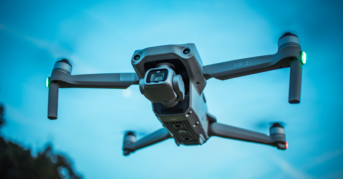 Serbusa Facebook ad: Uso de Drones en Inspecciones Industriales: Seguridad y…