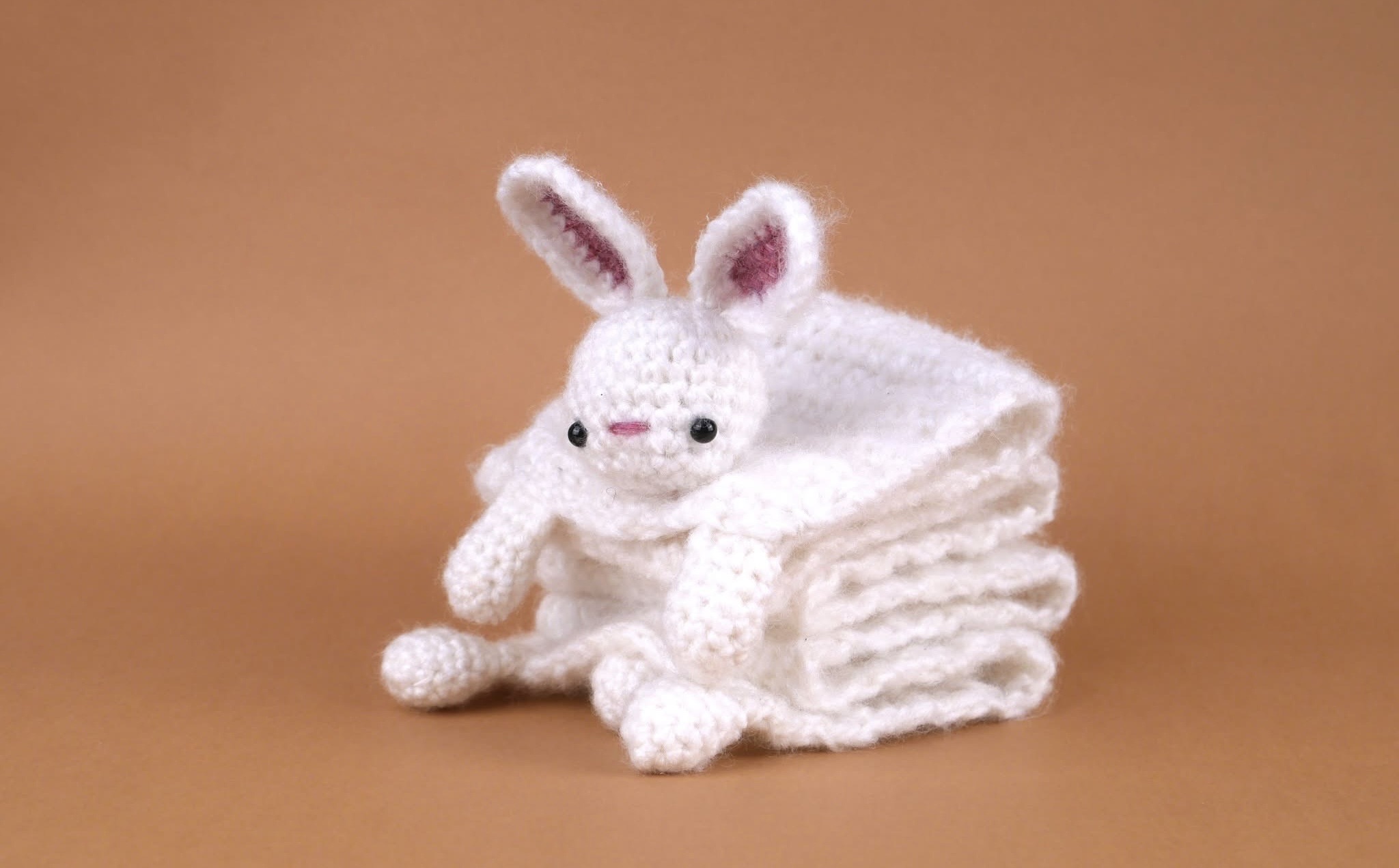 Yarnwonderlandd Facebook ad
