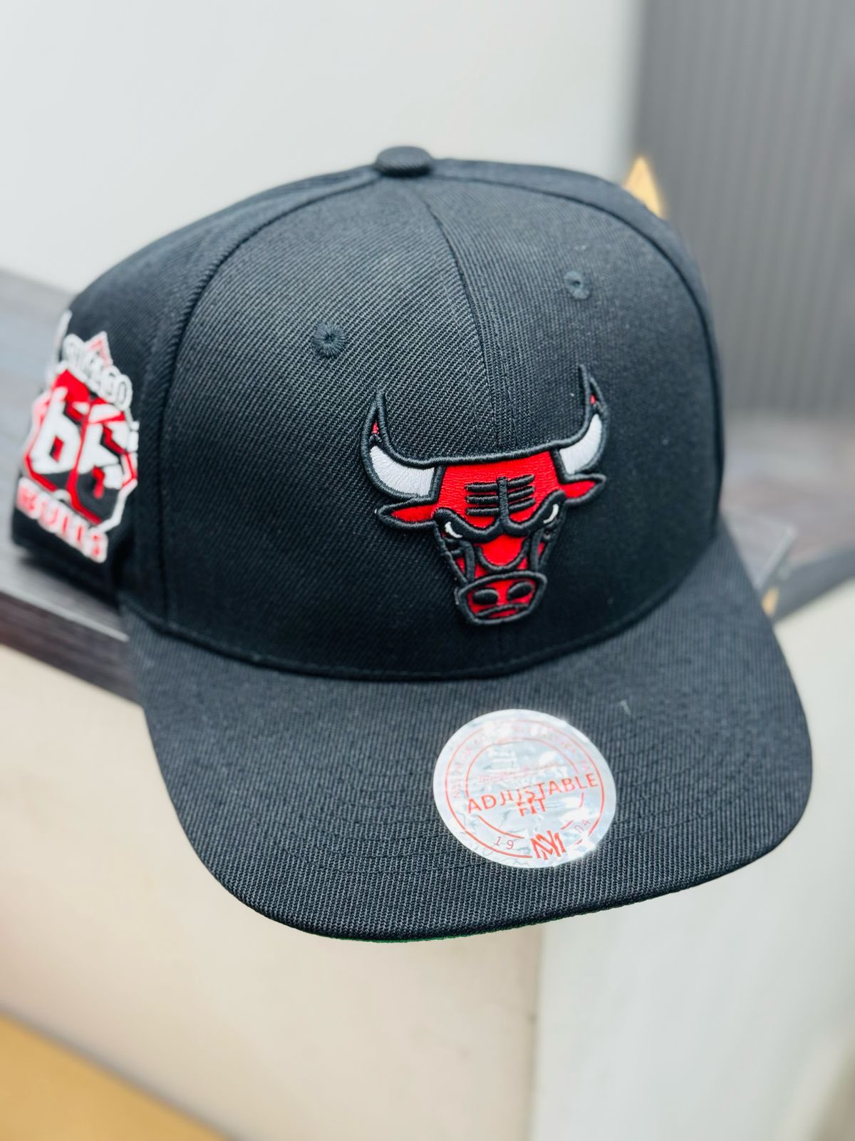 Sneakeez Monterrey Facebook ad: Las Gorras más baratas