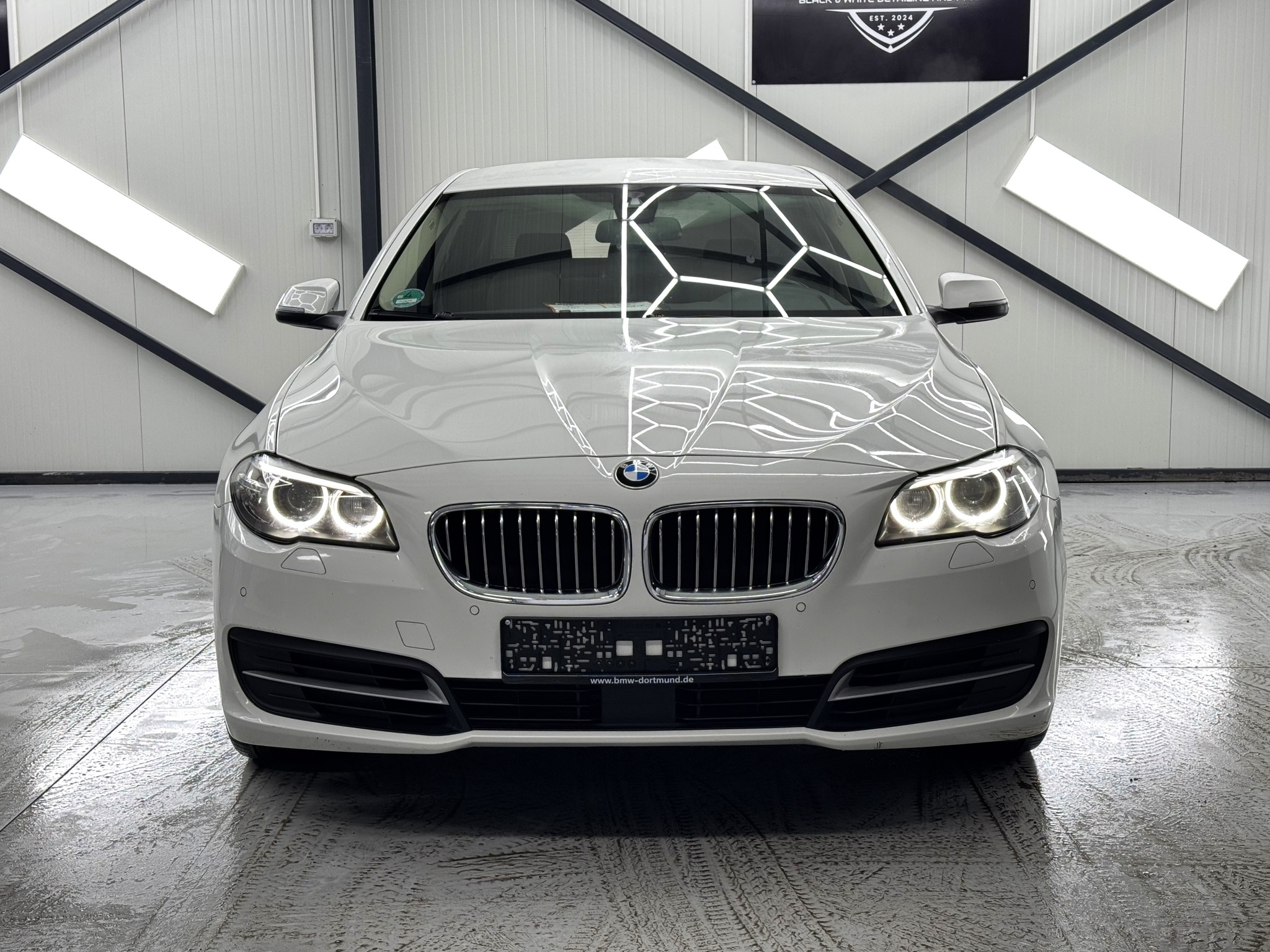 West Cars Auto - Rateautosh.ro Facebook ad