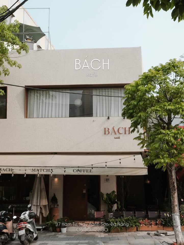 Bach kafe Facebook ad: BÁCH, KHI NHỮNG KHOẢNG TRỐNG BIẾT NÓI.