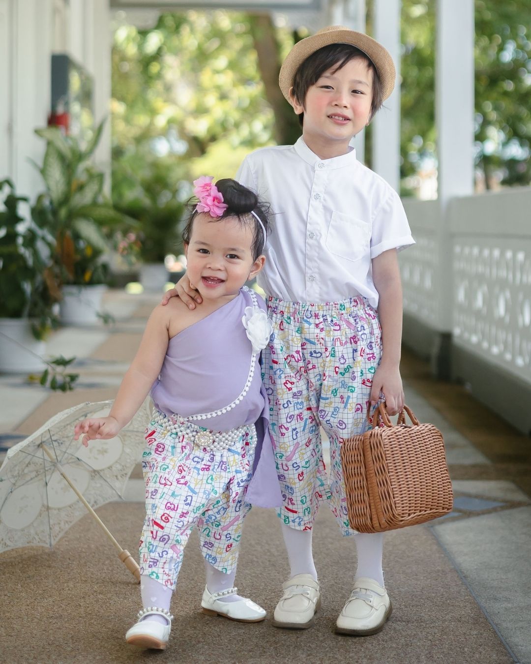 Meka Baby Clothes ミーカー ชุดไทยเด็ก ชุดครอบครัว Facebook ad: 𝓝𝓮𝔀 𝓟𝓻𝓸𝓭𝓾𝓬𝓽 สไบสีม่วงพาสเทล มาพร้อมโจงกระเบนลาย…