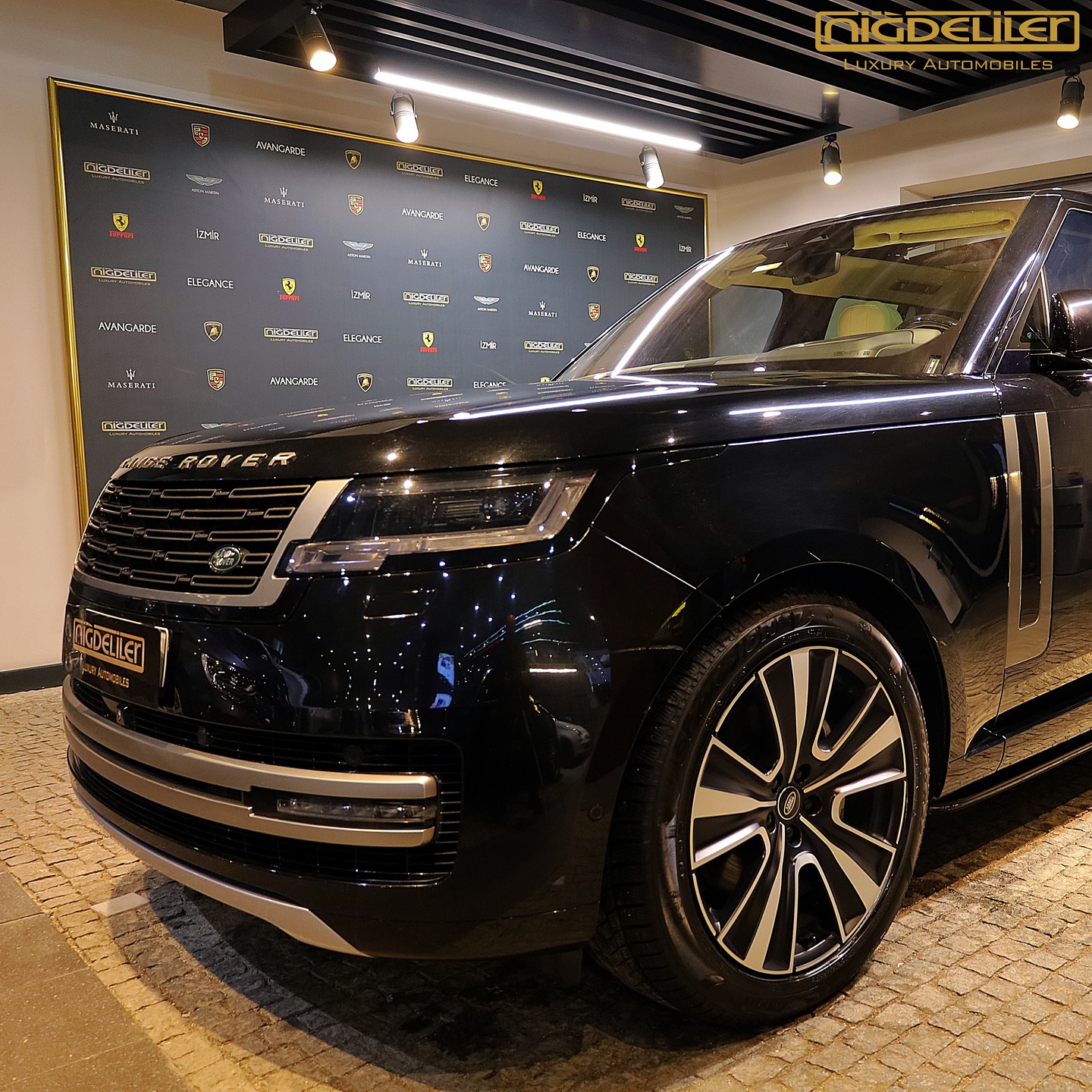 Niğdeliler Otomotiv Facebook ad: 2023 Land Rover Range Rover 3.0 SDV6 HSE…