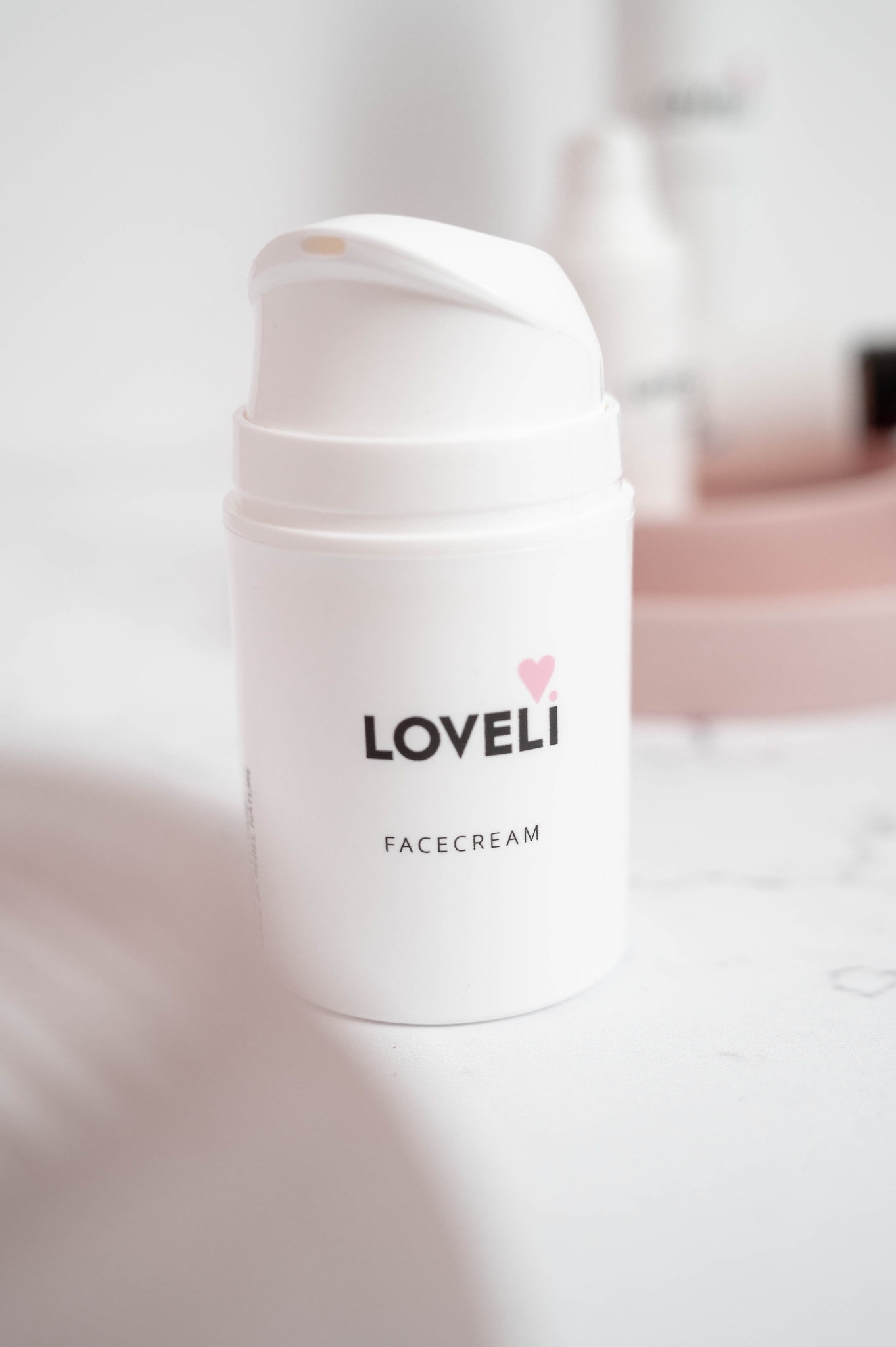 Loveli Facebook ad