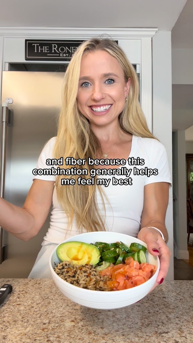 Hungryroot Facebook ad: This @hungryroot recipe I’m making for lunch takes…