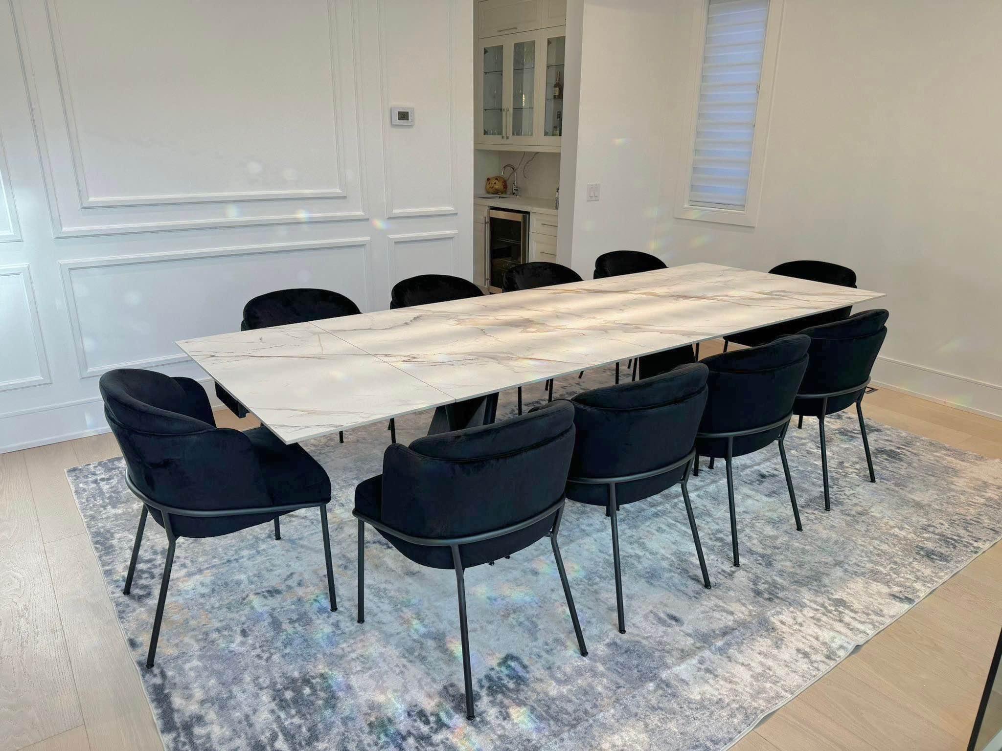 Meena Shaikh Facebook ad: Brand New Dining Chairs $169 Each