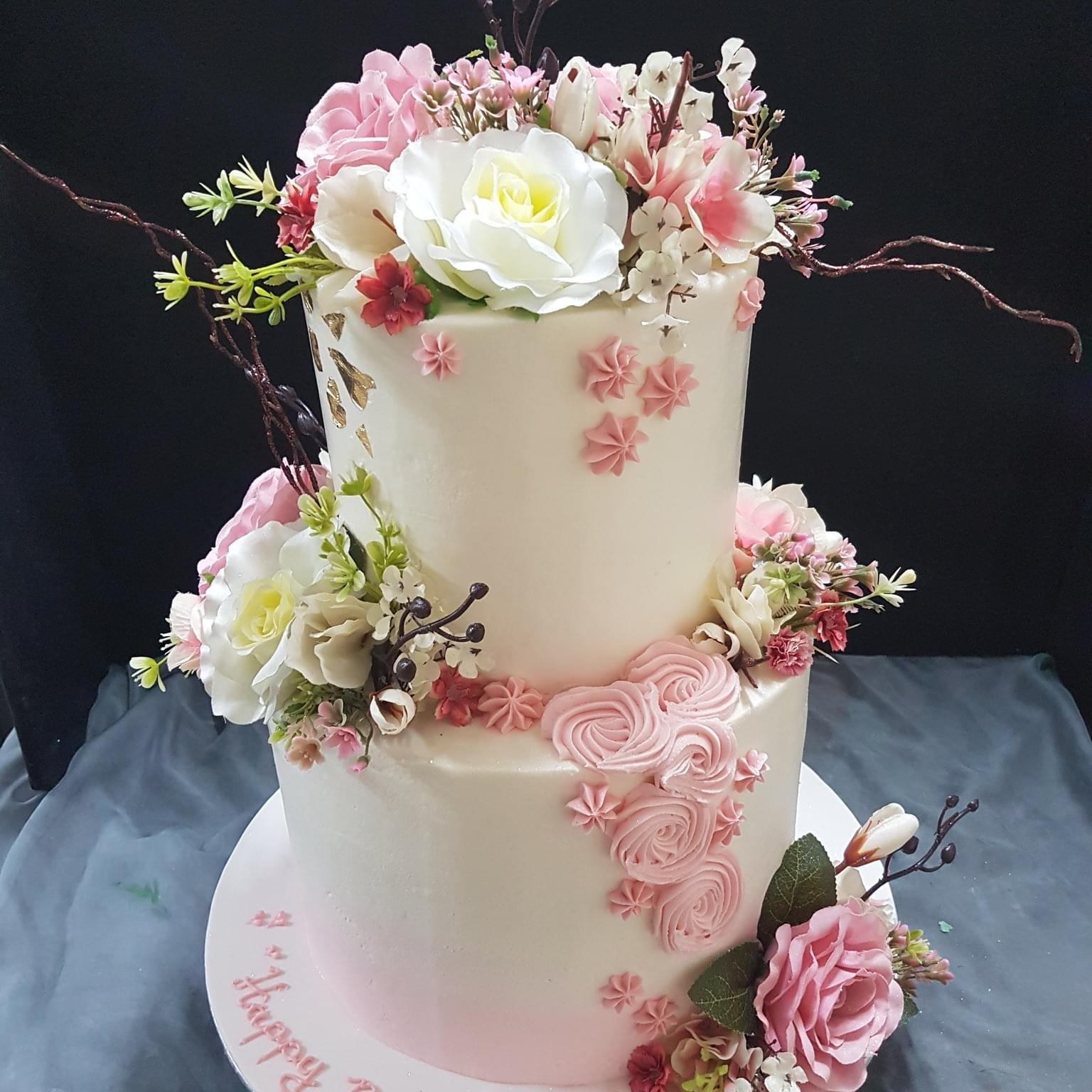 Cakes For Africa Facebook ad: Cakes for Africa, Extraordinary Cakes, Unbeatable Quality