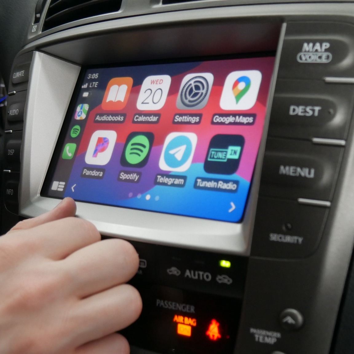 GROM Audio Facebook ad: USB Android iPhone Bluetooth Car Kits | Navigation CarPlay…