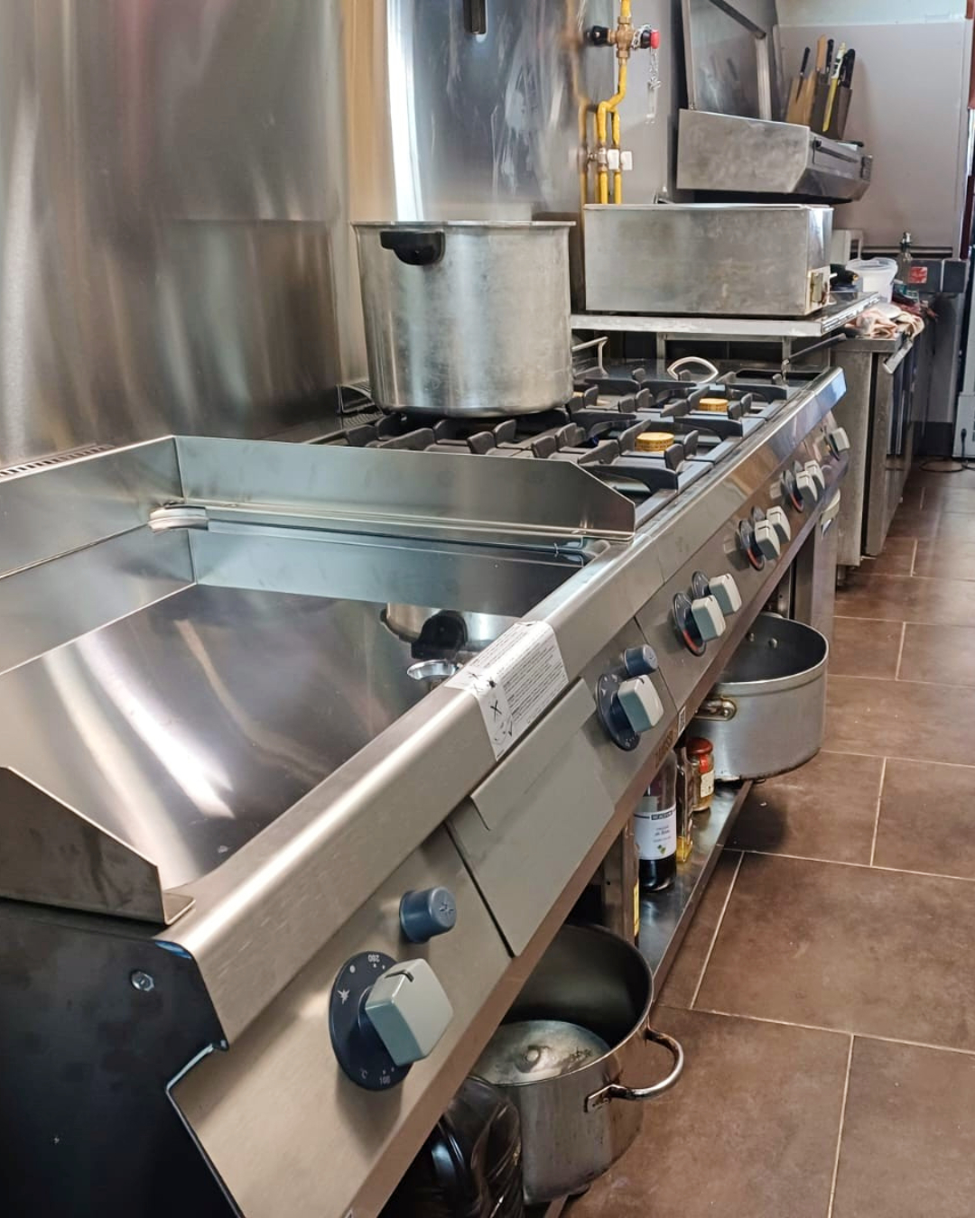 Zanussi Professional France Facebook ad: Zoom aujourd’hui sur une cuisine professionnelle équipée de…
