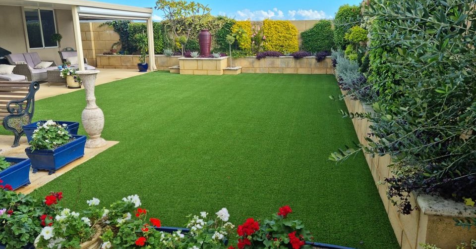 Looks Like Grass Artificial Turf Facebook ad