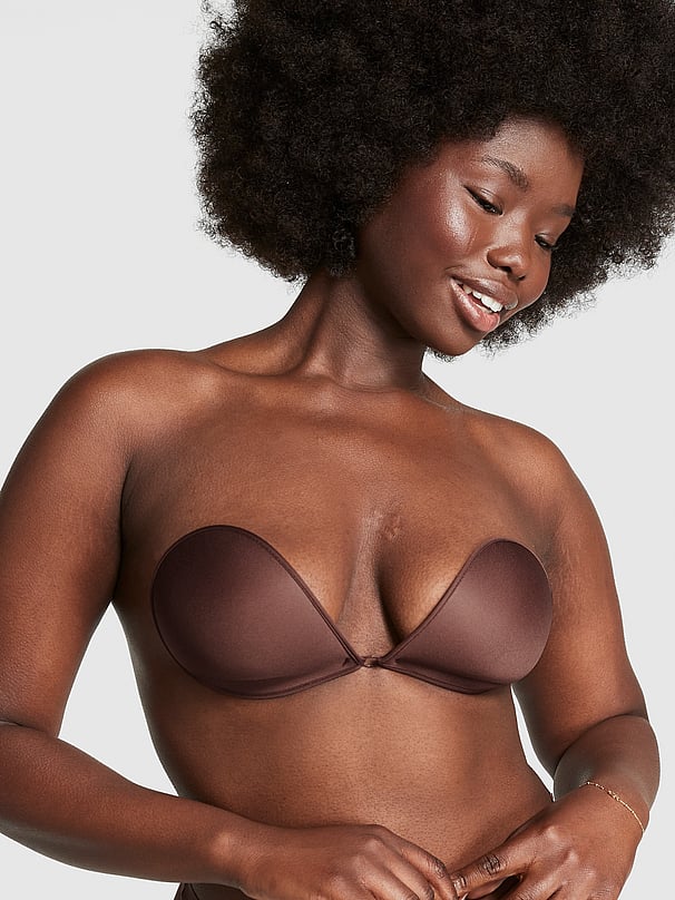 Victoria's Secret PINK Facebook ad