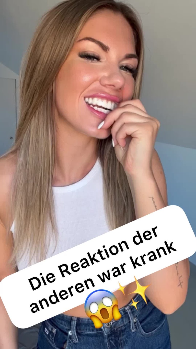 SmileSecret Facebook ad from Sep 3, 2022