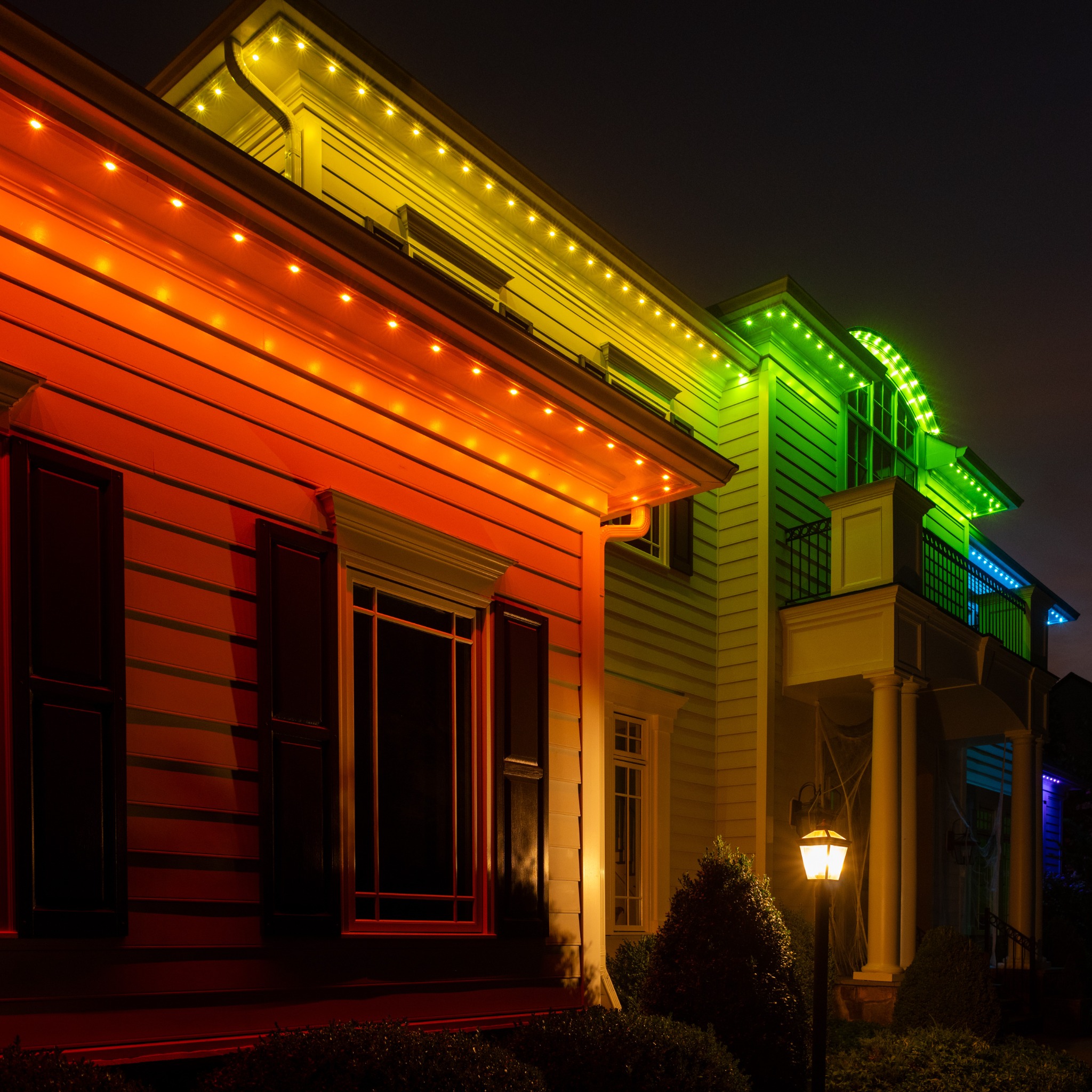 Leading Edge Decorative Lighting Facebook ad from Aug 23, 2025