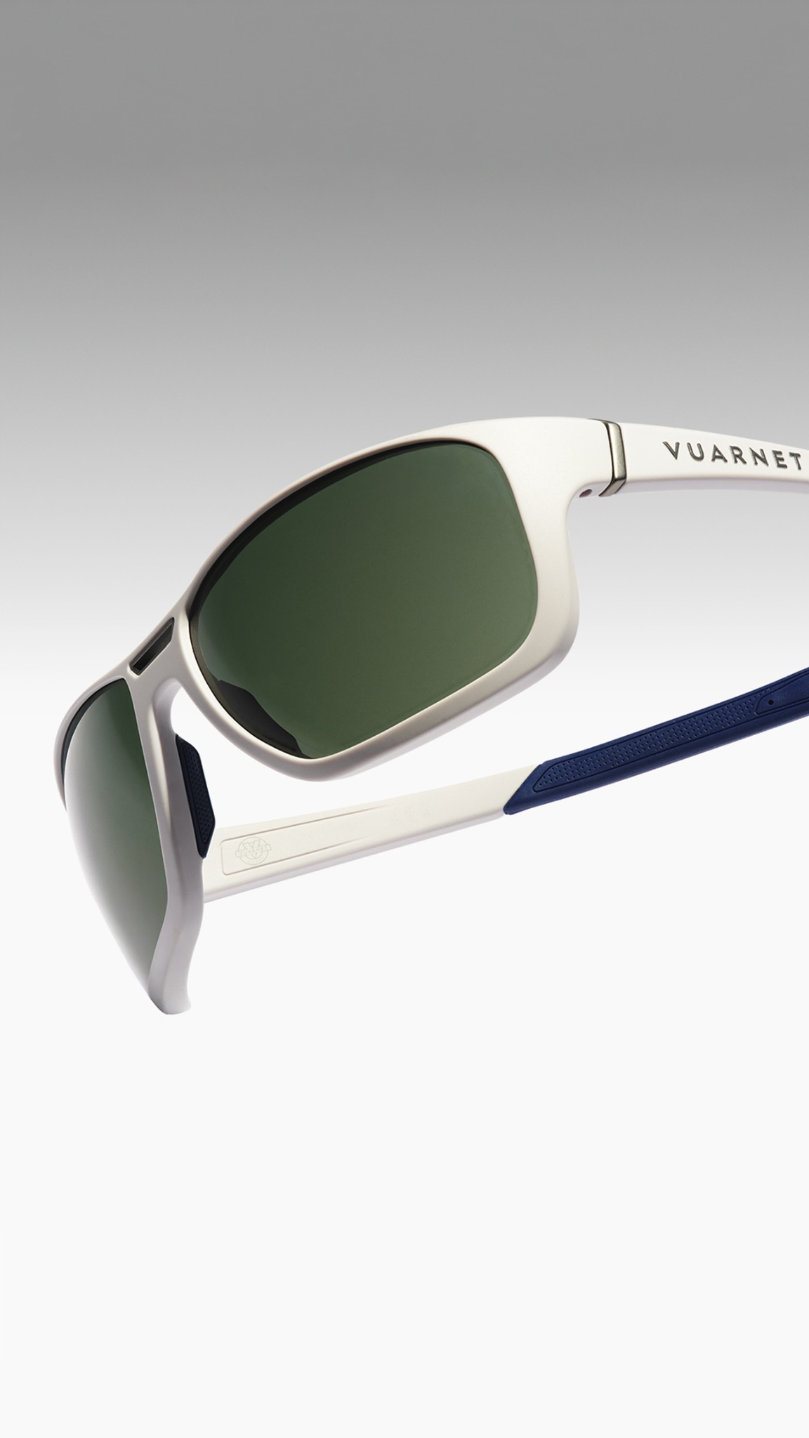 Vuarnet Facebook ad