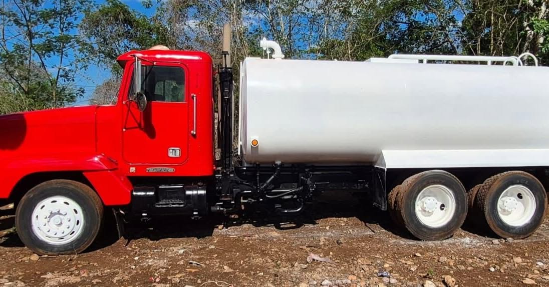 Eduardo Alfaro Facebook ad: 1995 PIPA FREIGHTLINER 16MIL LITROS SISTEMA AIRE