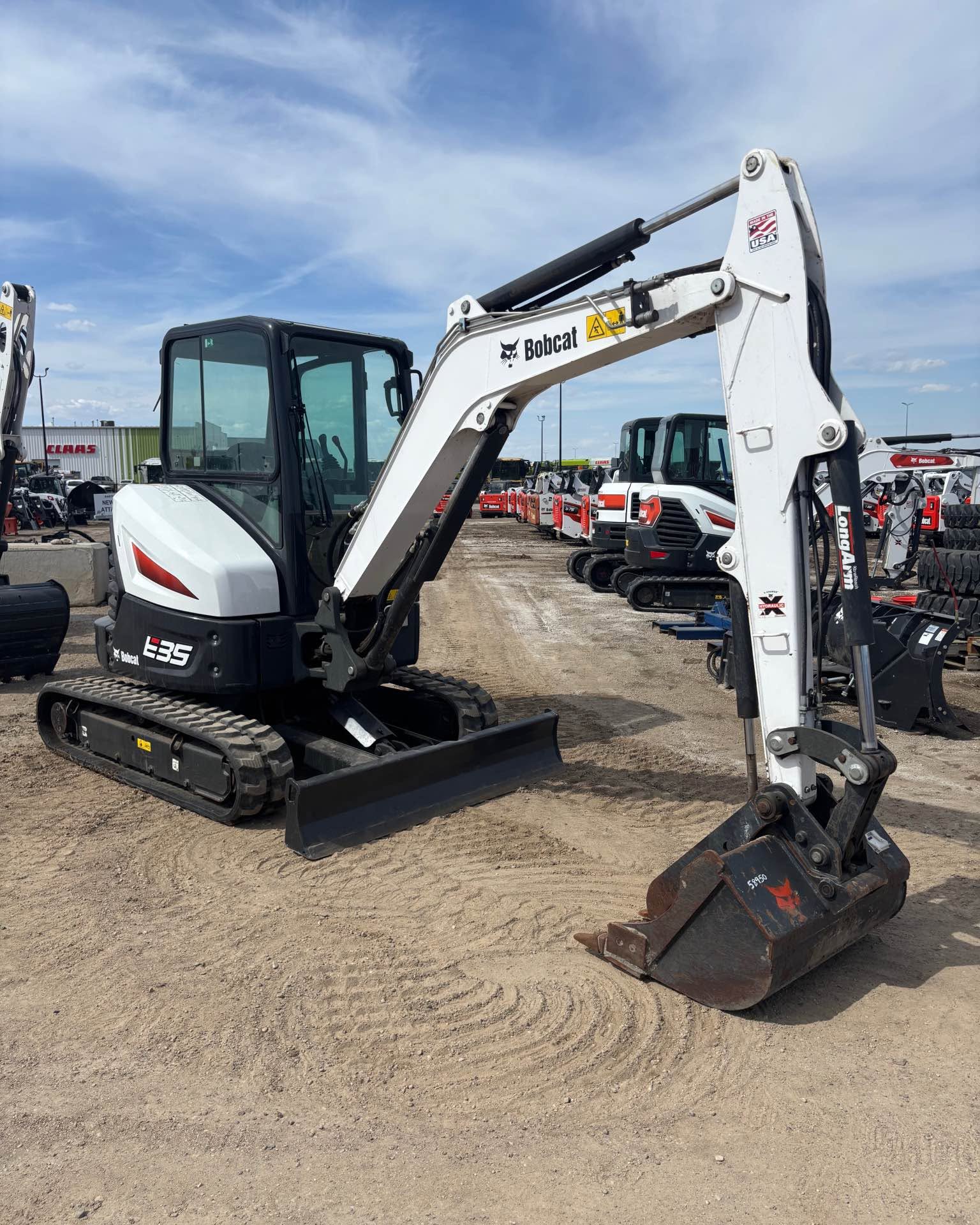 Justice Chapelle Facebook ad: 2021 Bobcat E35i