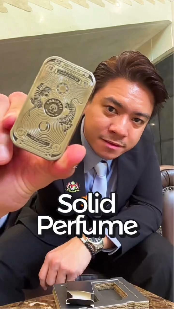 Analogue Apotik Facebook ad: Alcohol-Free Perfume for Travel Days