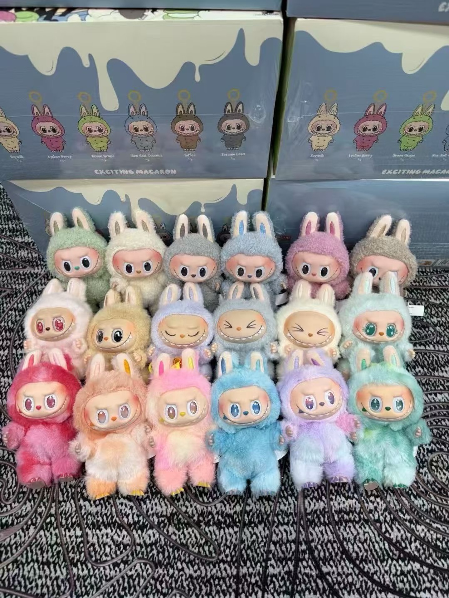Bubucrazes Facebook ad: Labubu RARE SEALED SETS IN STOCK, 100% AUTHENTIC