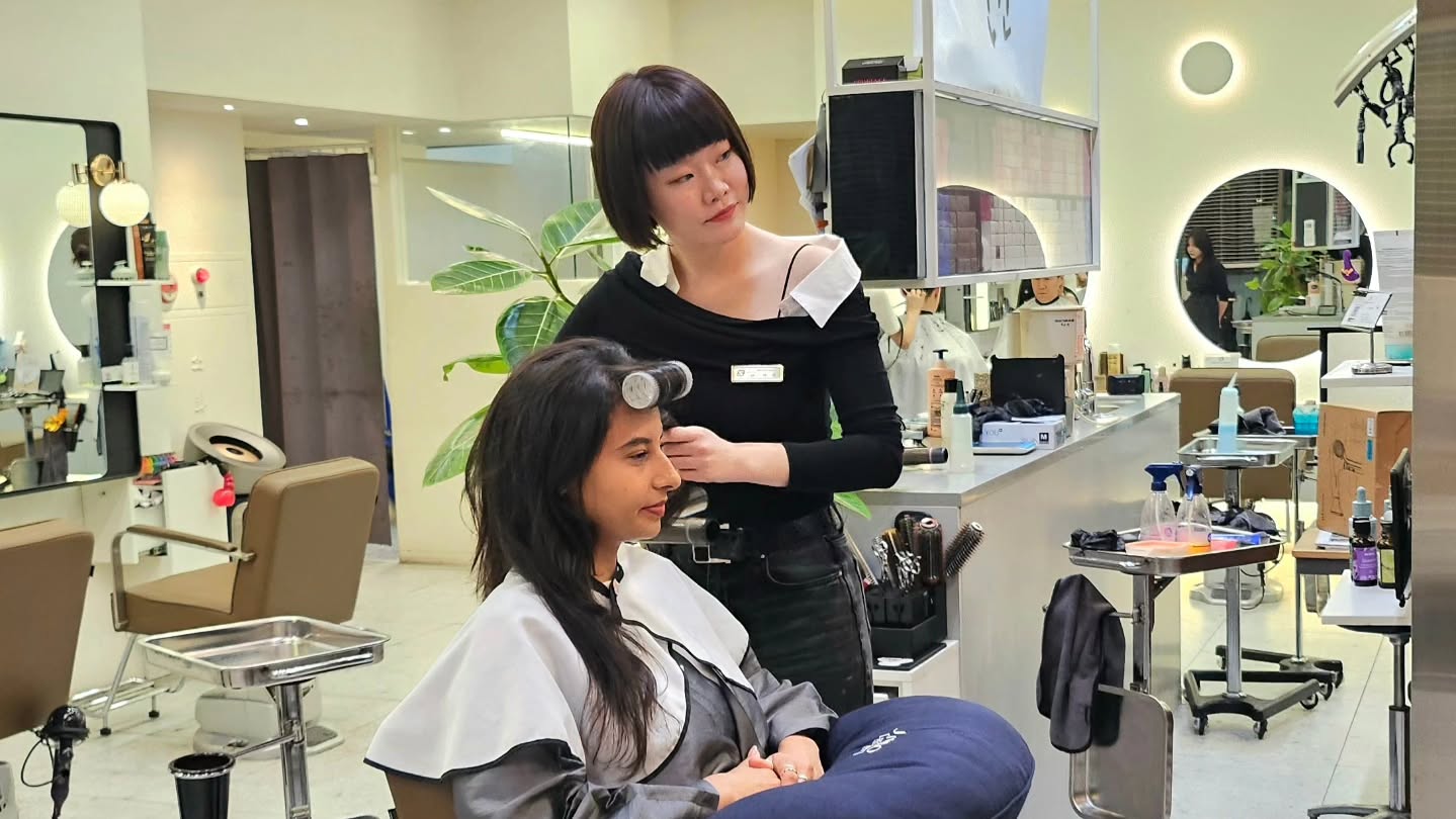 psykim.hairgram Facebook ad: Looking for a real K-Beauty hair experience in…