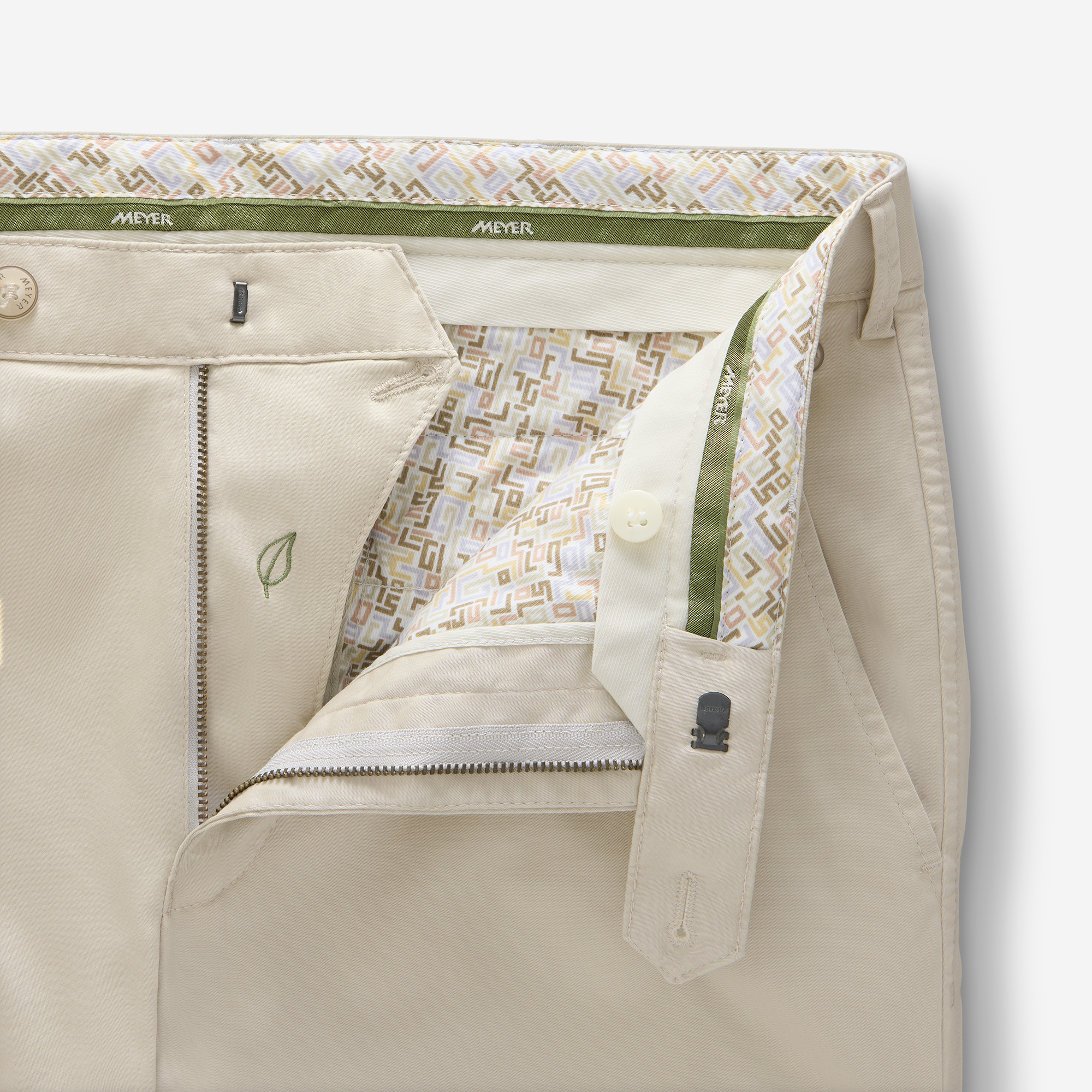 MEYER Facebook ad: CASUAL CHINO - MOVE - Modern Fit