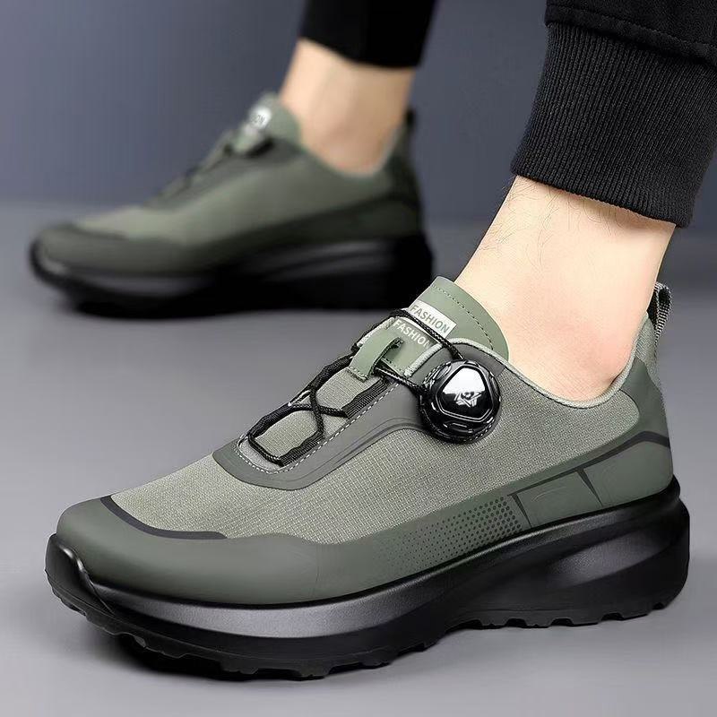 URBAN GUY Facebook ad: Missed To Checkout!