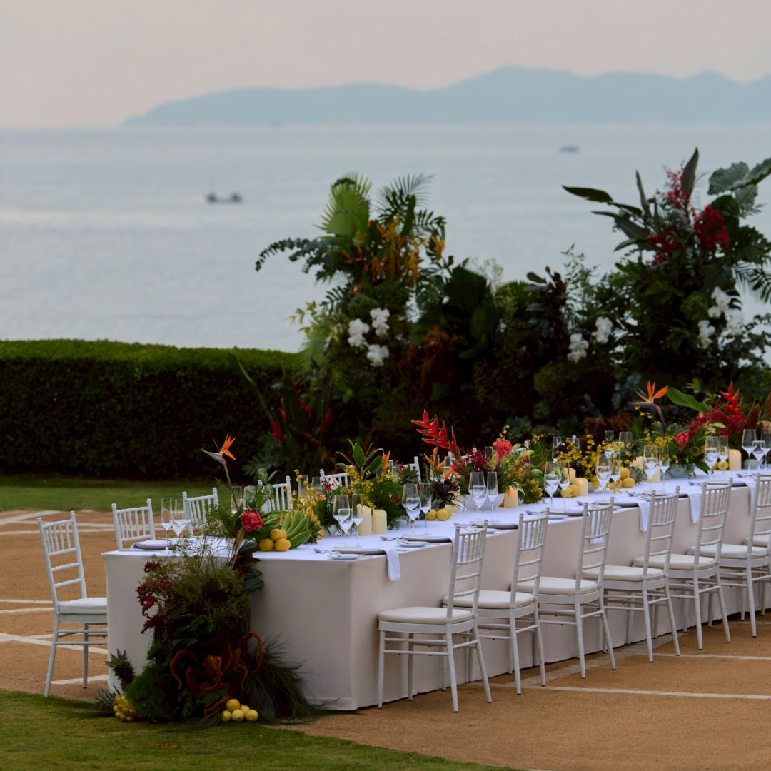 Dusit Thani Pattaya Facebook ad: สถานที่จัดงานประชุมและงานจัดเลี้ยง…