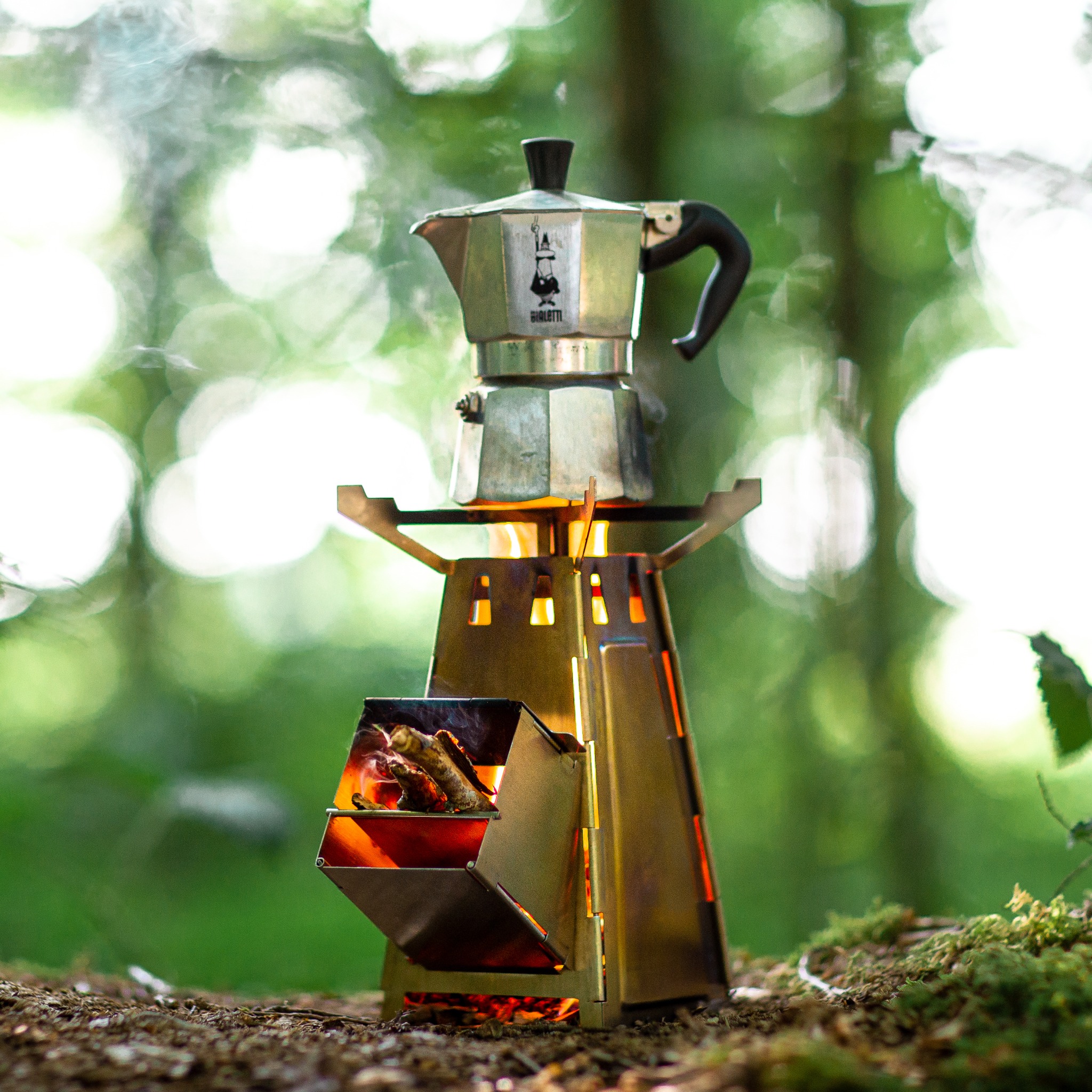 By Arnaud Facebook ad: Compact and lightweight camping gear, perfect for your…