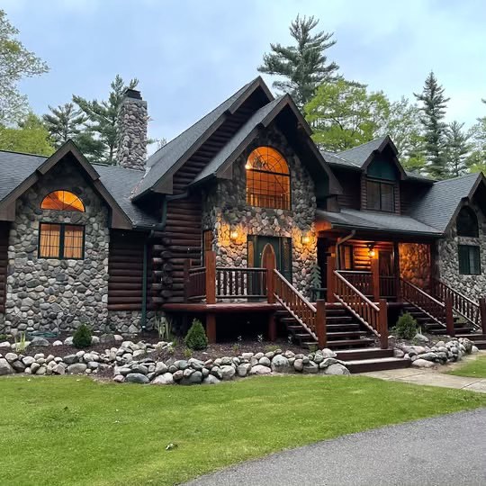 Mike Lyle Facebook ad: 66 Beds 4 Baths House