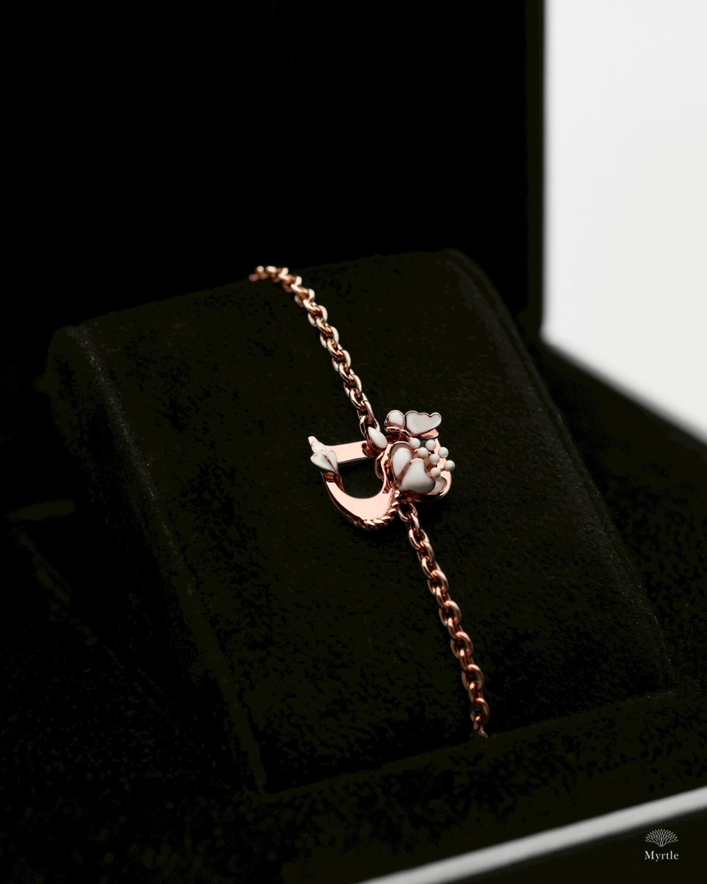 Myrtle.jewelry Facebook ad