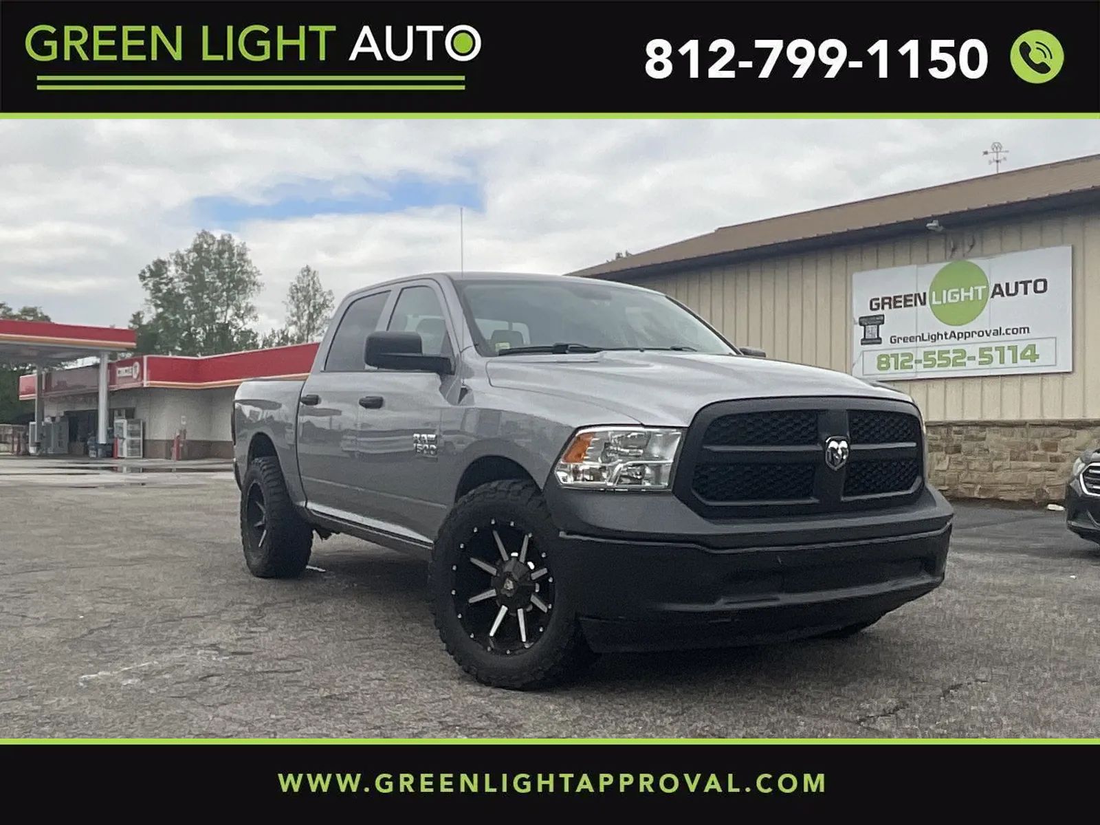 Green Light Auto Facebook ad
