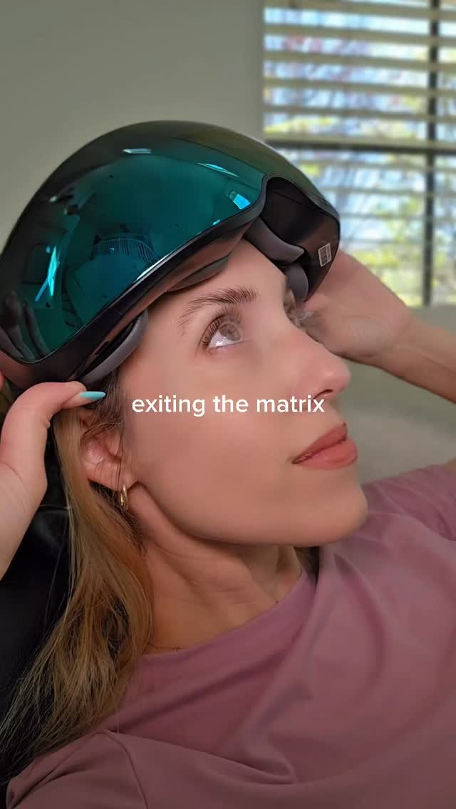 renpho Facebook ad: Exiting the matrix for a minute… just me…
