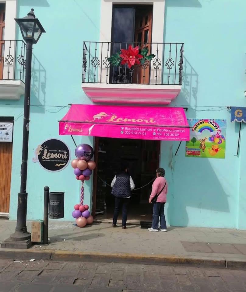 Bisutería Lemori Facebook ad: *¡Descubre el Brillo de Oaxaca en el Corazón…