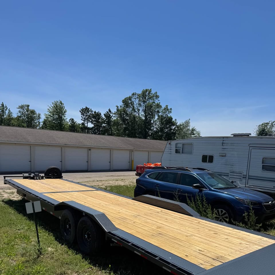 Kyle Dehning Facebook ad: 36' 2 Car Hauler Trailer for Use