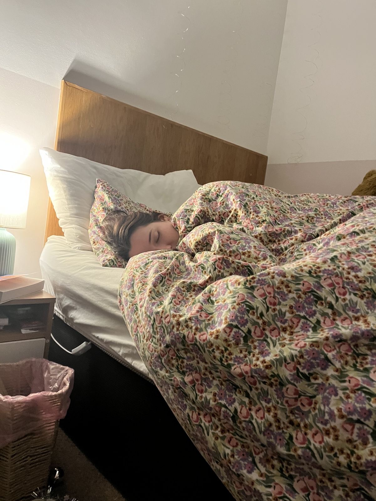 Naplio Facebook ad: Read This If You Wake Up With A Stiff Neck