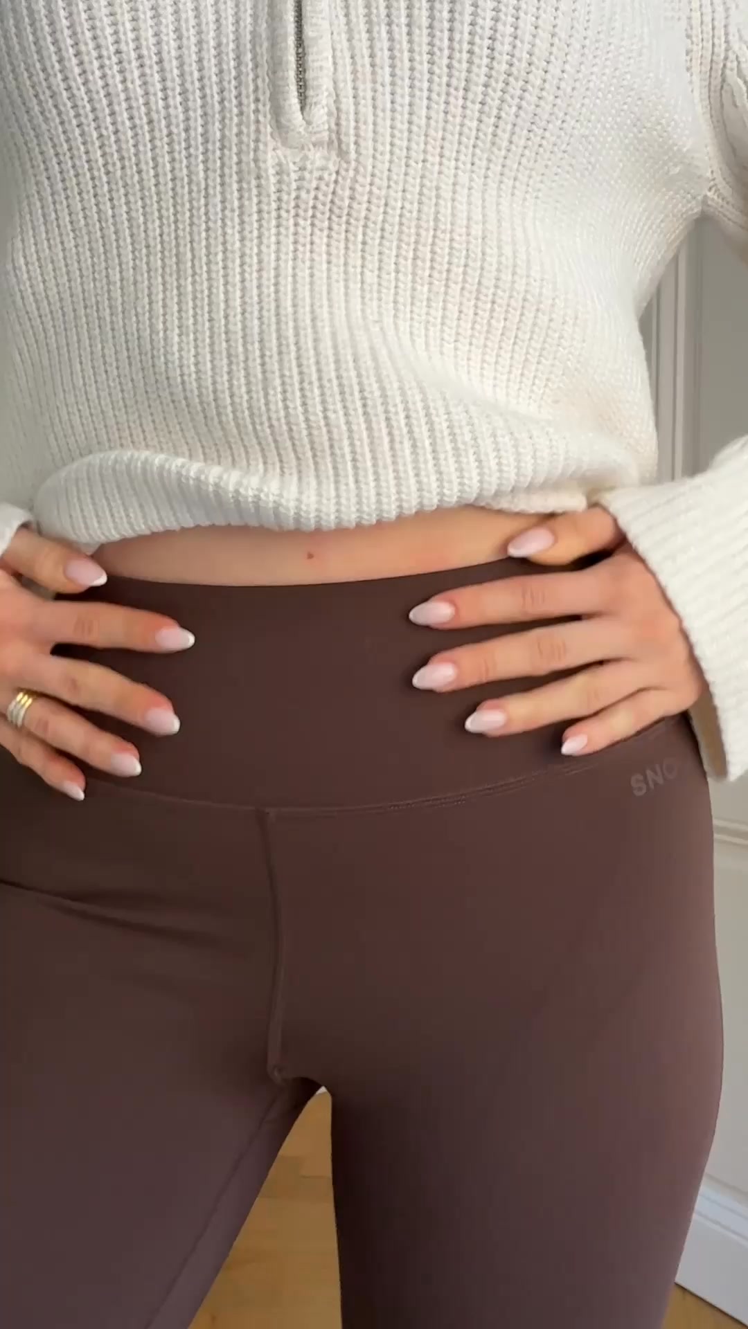 Snocks Facebook ad: Jetzt warme Leggings shoppen