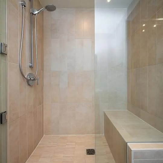 Quinn Gutshall Facebook ad: 1 Bed 1 Bath Apartment