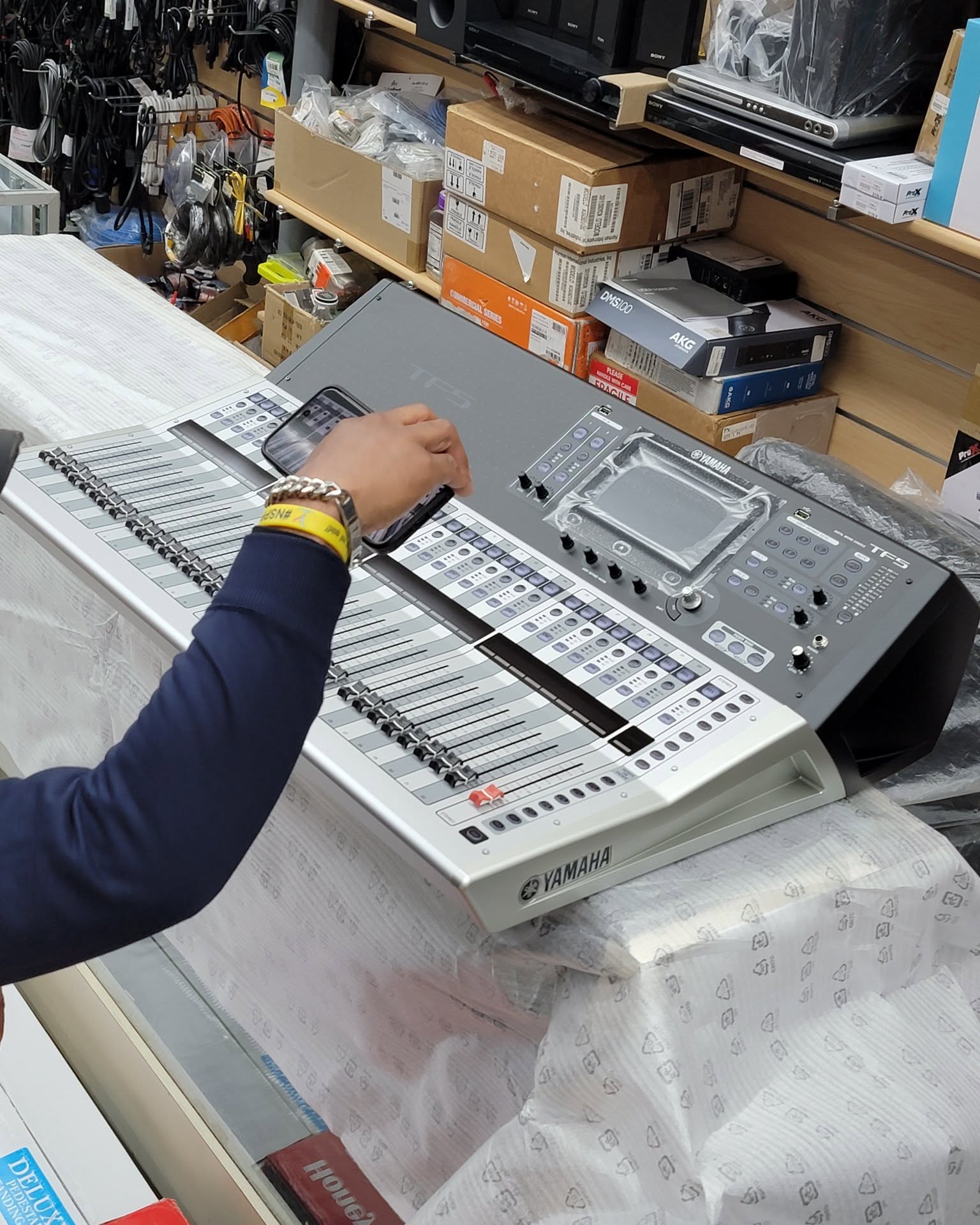 Jon Hotbeat Facebook ad: BRAND NEW Yamaha TF5 Digital Mixer Motorized Console with…