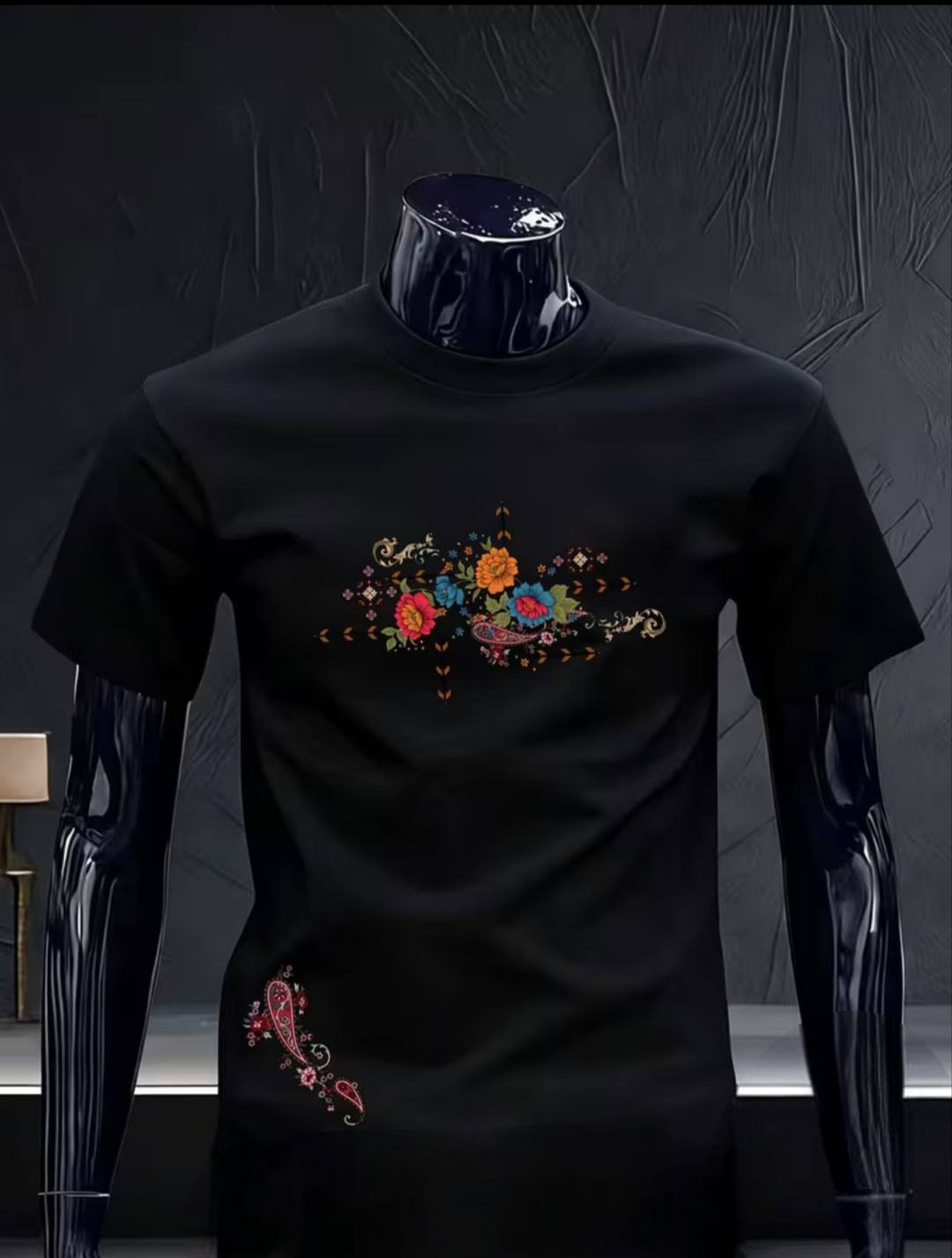 NOVAC wear Facebook ad: ๐ก๐ฒ๐ ๐ก๐ฒ๐ ๐๐ผ๐น๐น๐ฒ๐ฐ๐๐ถ๐ผ๐ป summer 2026