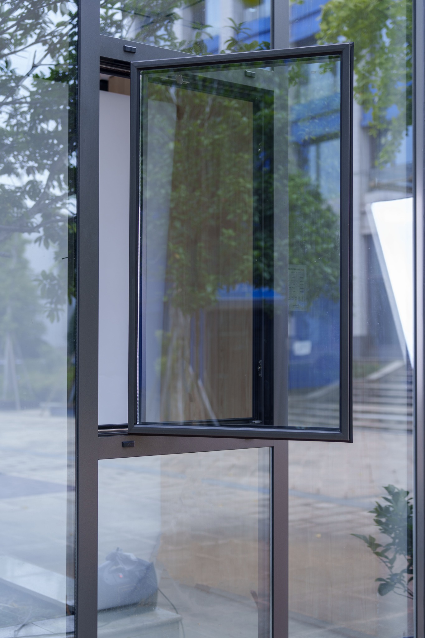 Hunan Greensee Doors & Windows Curtain Wall Co.,Ltd Facebook ad from Oct 31, 2025
