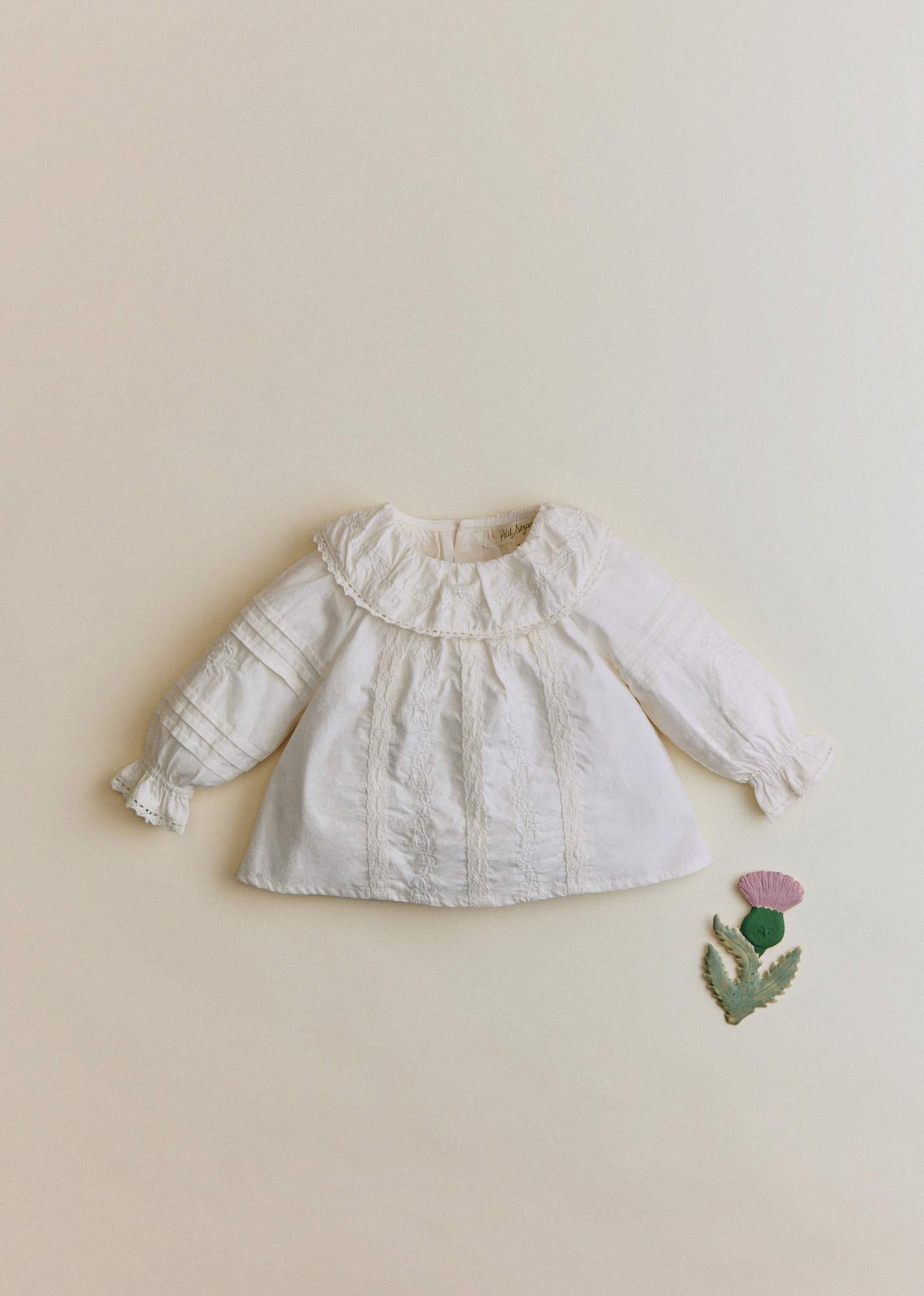 Petit Sézane Facebook ad: Une collection intemporelle et mixte, pensée pour les…