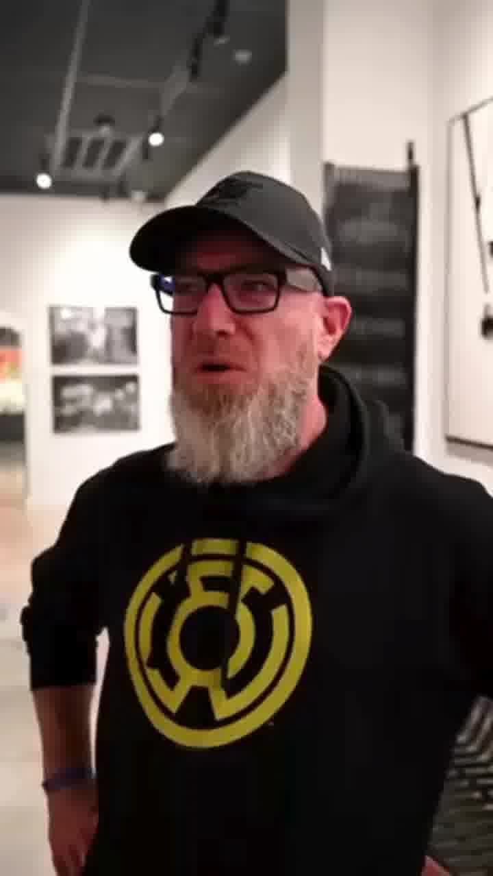 thepunkrockmuseum Facebook ad: PUNK IS NOT DEAD!